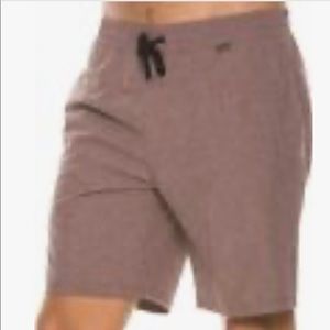 Hurley XL Phantom short NWT